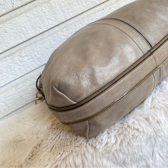 COACH Colette Grey Tan Op Art Leather Hobo Shoulder Bag 16442 - Picture 3 of 10